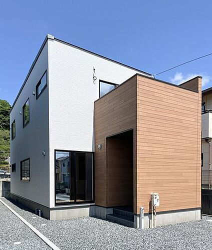 静岡県富士市岩本 2580万円 5LDK