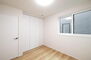 金沢市八日市３丁目分譲住宅Ａ棟 4.8帖の洋室が2部屋あります。クローゼットも完備しています。