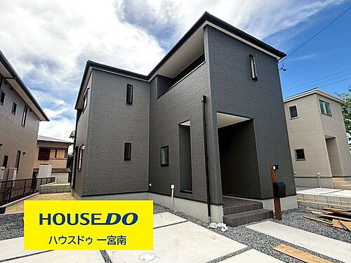 愛知県稲沢市平和町西光坊宮西 2030万円 4LDK