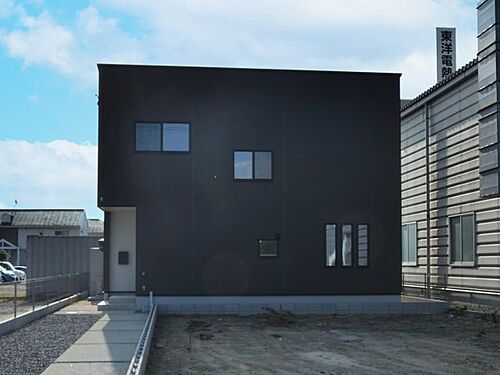 広島県尾道市高須町 4388万円 4LDK