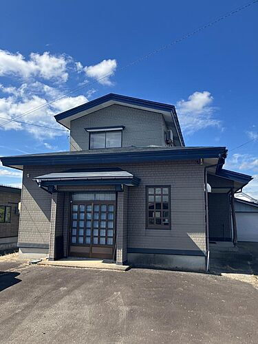 秋田県大仙市四ツ屋字下新谷地 中古住宅