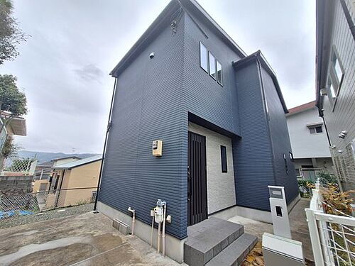 兵庫県宝塚市花屋敷松ガ丘 中古住宅