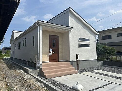 三重県津市栗真町屋町 2380万円 4LDK