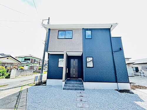 群馬県佐波郡玉村町大字板井 2499万円 4LDK