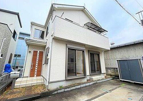 埼玉県越谷市大字下間久里 中古住宅
