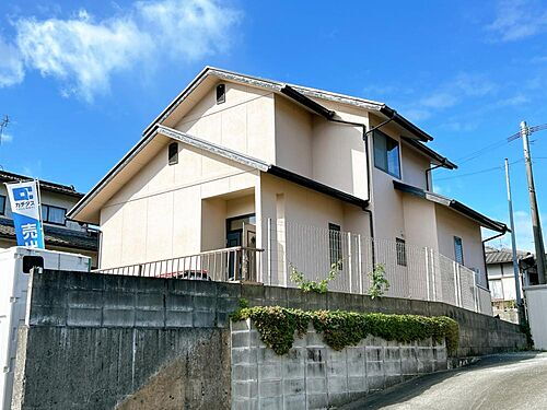 熊本県山鹿市中 中古住宅