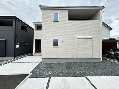 愛知県豊川市国府町豊成 2890万円 4LDK