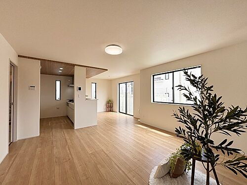 沖縄県宜野湾市大謝名２丁目 4588万円