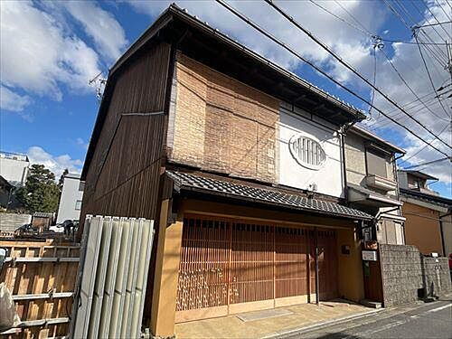 京都府京都市東山区大和大路通五条下る２丁目下新シ町 16000万円