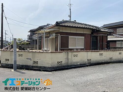 愛媛県西条市下島山甲 348万円