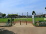 矢端公園まで1277m、矢端公園は藤沢市にある住宅街の、子どもが走り回れる広さの公園です。公園の設備には水飲み・手洗いがあります。