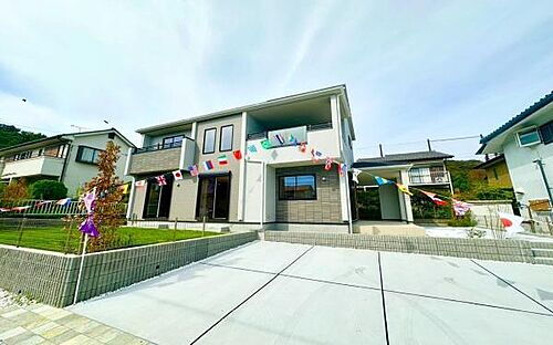 神奈川県横浜市金沢区釜利谷西４丁目 5780万円 4LDK