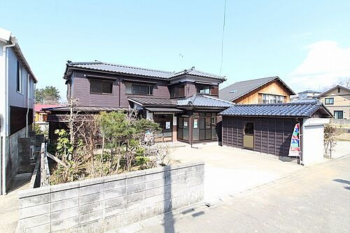 新潟県長岡市寺泊小屋場 中古住宅