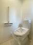 福生南田園全２棟２号棟 1階・2階にそれぞれ設けられたトイレは温水洗浄便座です。