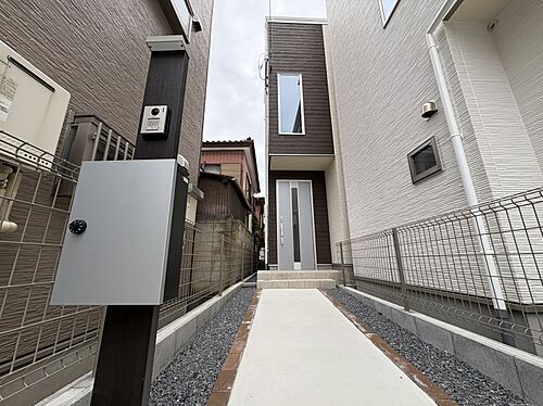 埼玉県さいたま市中央区上落合6丁目 5998万円 2SLDK