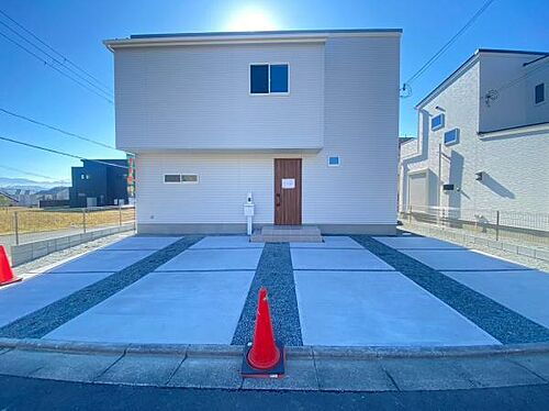 和歌山県橋本市あやの台１丁目 2398万円 4LDK