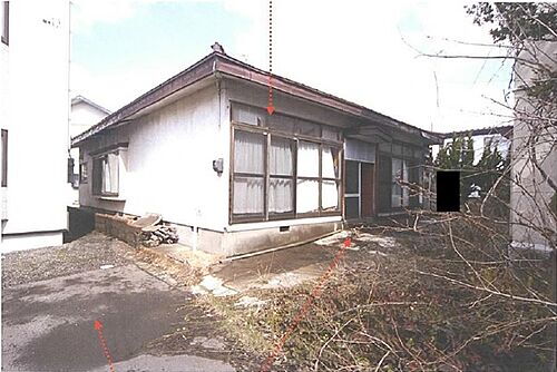 青森県北津軽郡板柳町大字辻字福岡 107万円