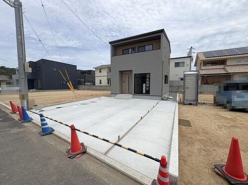 愛媛県松山市石風呂町 2950万円 3SLDK
