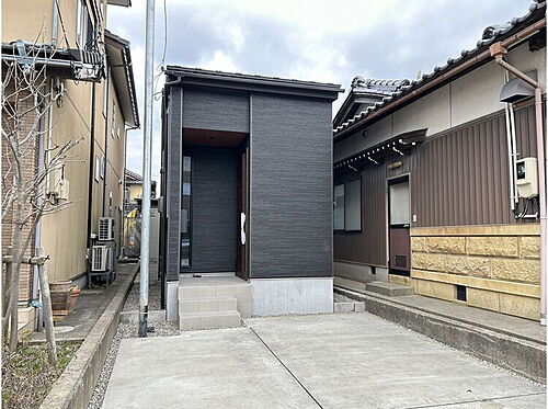 石川県小松市大領中町１丁目 1680万円 1LDK