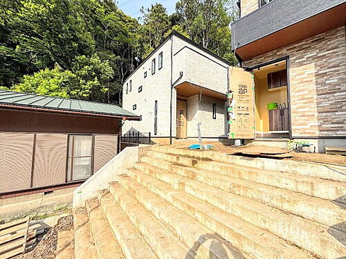 神奈川県横浜市戸塚区柏尾町 4280万円 4LDK