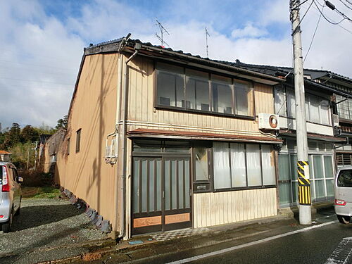 新潟県佐渡市鍛冶町 298万円