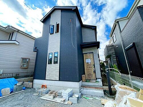 千葉県市川市福栄4丁目 6390万円 4LDK