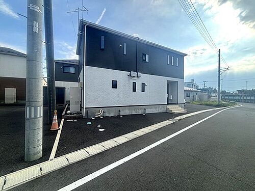 宮城県栗原市築館伊豆３丁目 2700万円