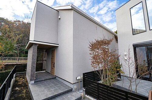 神奈川県横浜市都筑区荏田東３丁目 15800万円