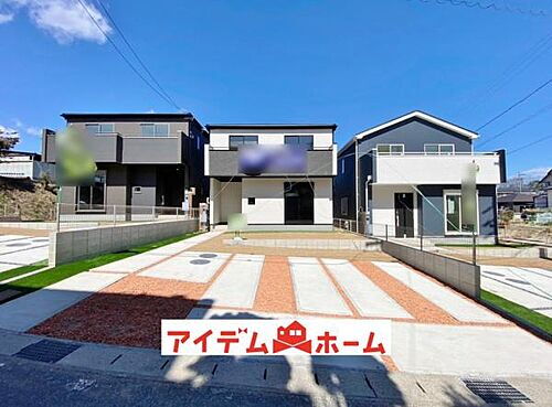 愛知県瀬戸市窯町 2382万円 4LDK