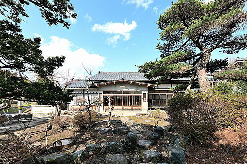 新潟県新潟市秋葉区小口 中古住宅