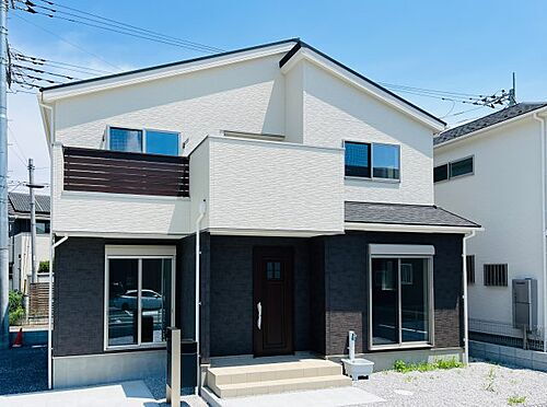 群馬県伊勢崎市田部井町２丁目 2398万円 4LDK