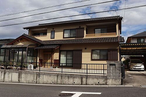 岐阜県多治見市滝呂町１２丁目 中古住宅