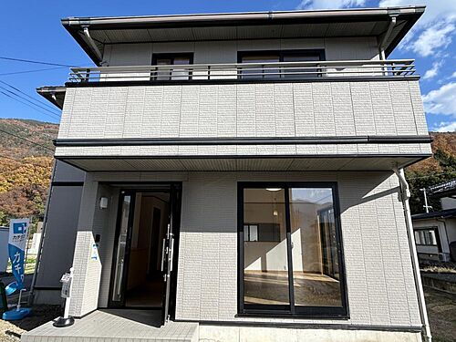 長野県千曲市大字磯部 1549万円