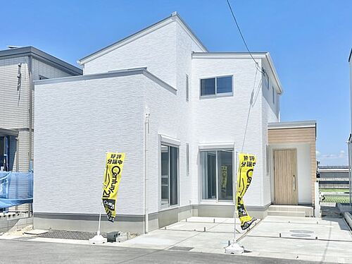 奈良県橿原市曲川町３丁目 3098万円 4LDK
