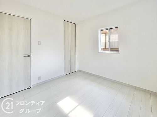 detached 松里園1丁目