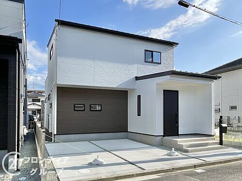 奈良県橿原市葛本町 3598万円 4LDK