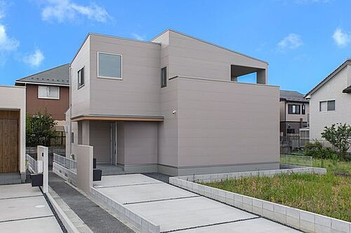 滋賀県守山市播磨田町 4198万円 4LDK