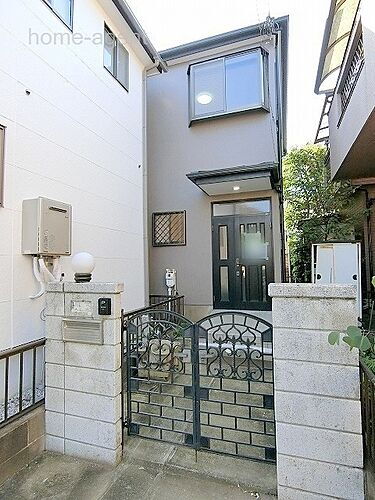 埼玉県さいたま市見沼区春岡３丁目 2399万円