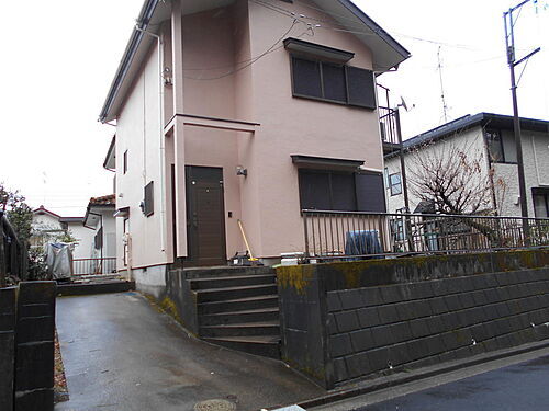 東京都八王子市元八王子町１丁目 1350万円