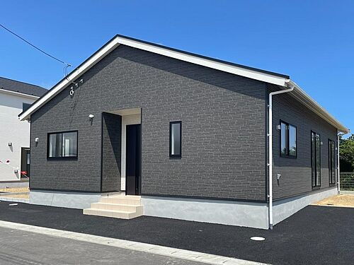 千葉県香取市下小堀 2088万円 4LDK
