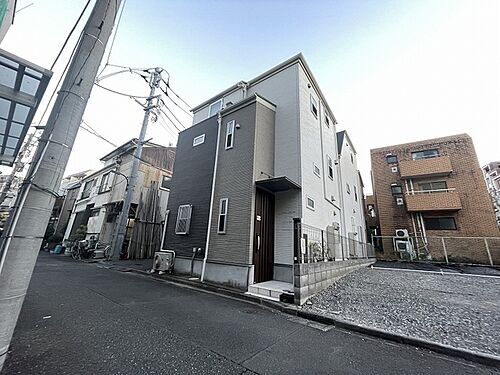 東京都新宿区南元町 8980万円