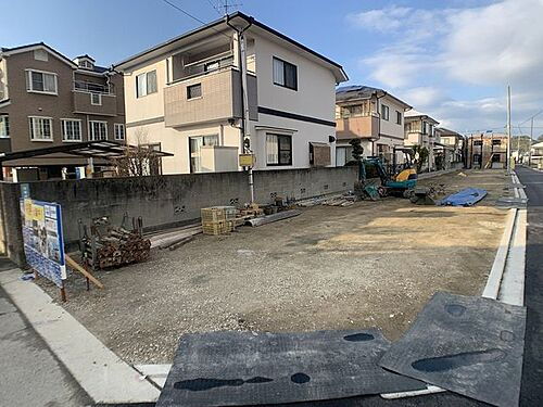 愛媛県松山市空港通３丁目 3190万円 4LDK