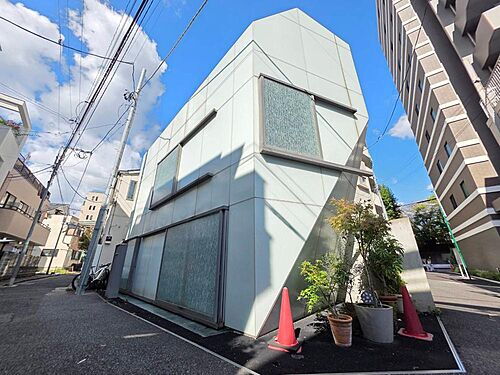 東京都港区西麻布２丁目 中古住宅