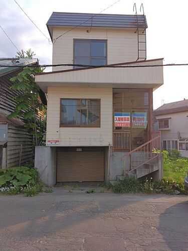 北海道小樽市真栄１丁目 236万円
