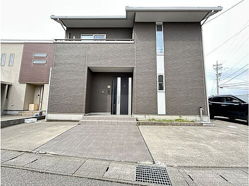 石川県白山市源兵島町 2480万円