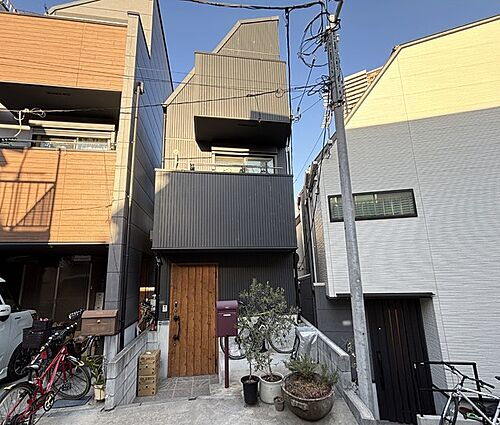東京都新宿区住吉町 8780万円