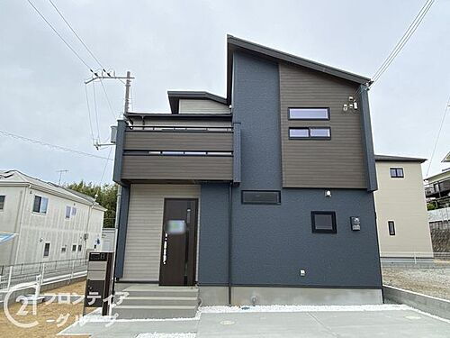 兵庫県小野市神明町 3090万円 4LDK