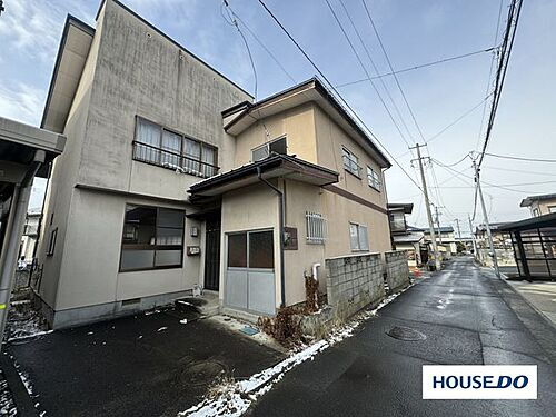 山形県山形市下条町１丁目 900万円