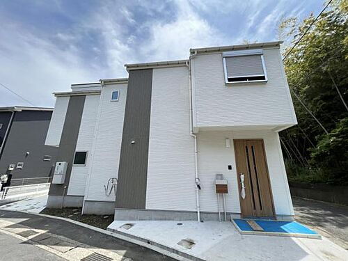 神奈川県横須賀市久村 3380万円 4LDK