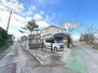 福島市岡部　中古戸建て 大切なお車を守れるカーポートがございます。